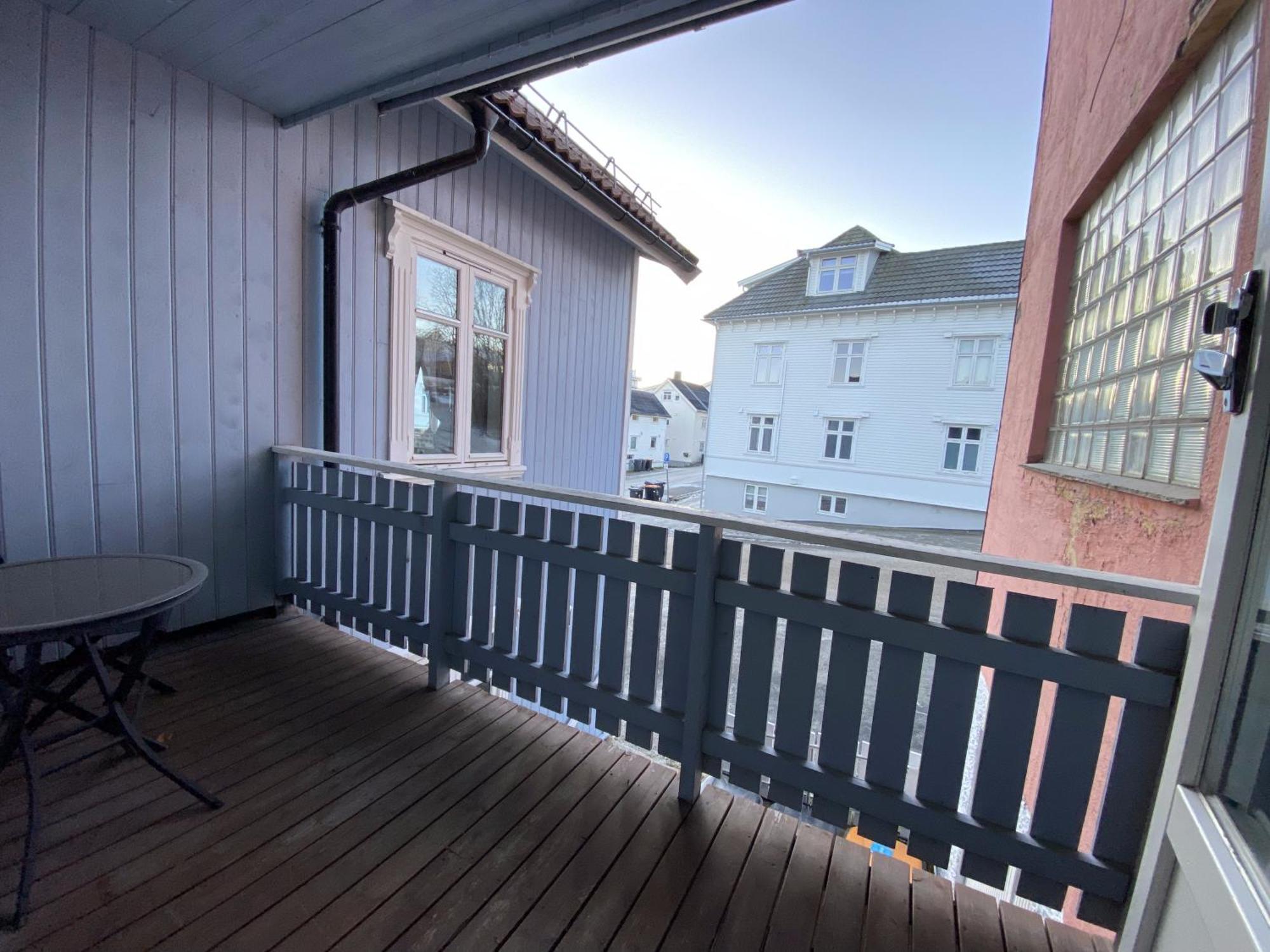 Enter Tromso - Luxury 4 Bedroom Apartment Kültér fotó